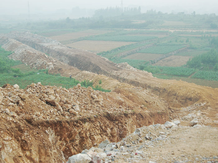 山東天然氣管網工程泰安-青島干線工程線路施工