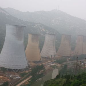 萊蕪發電廠水塔爆破拆除工程