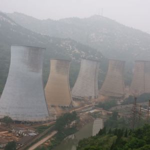 萊蕪發電廠水塔爆破拆除工程